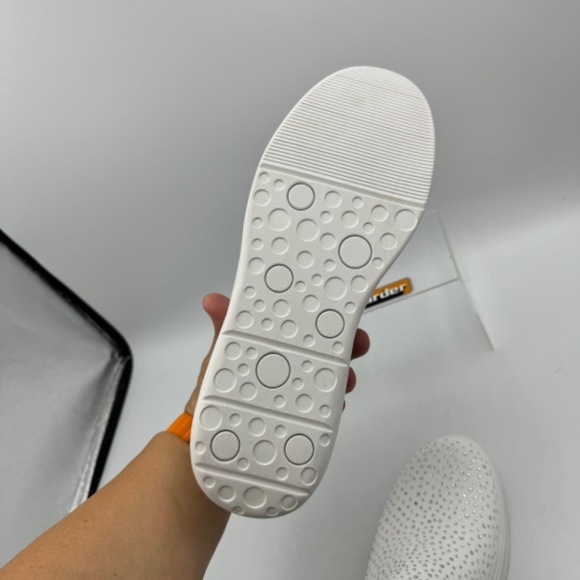 NEW Bzees Twilight Slip On US Women's 11 - Picture 6 of 9